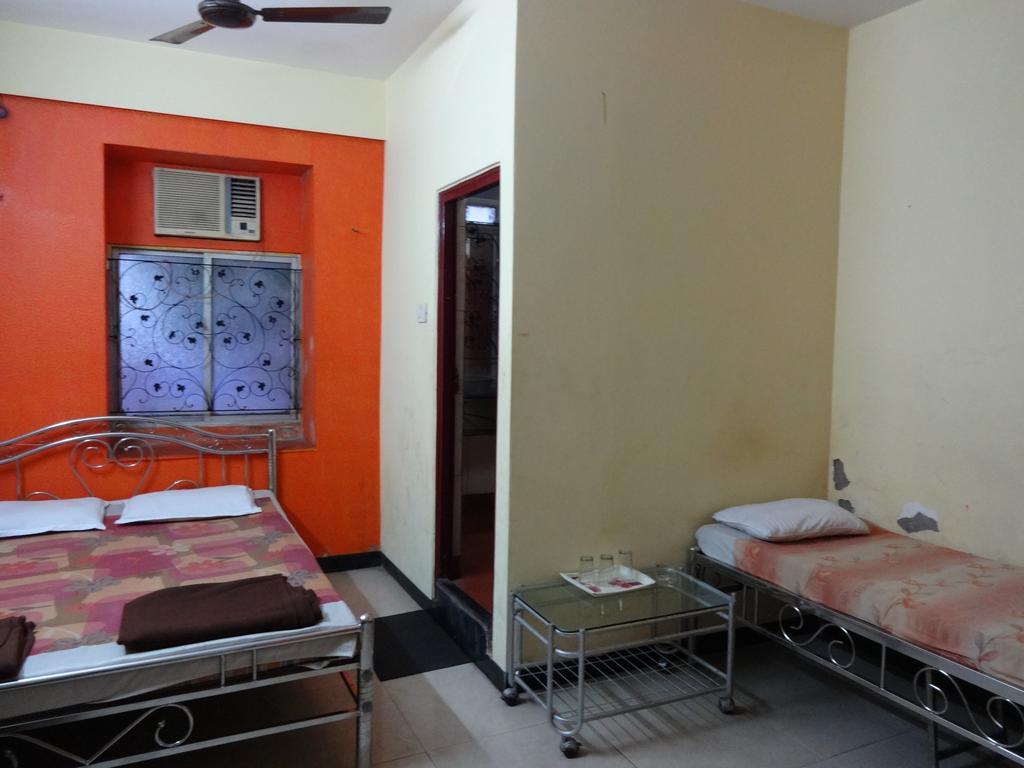 Central Guest House Calcutta Extérieur photo