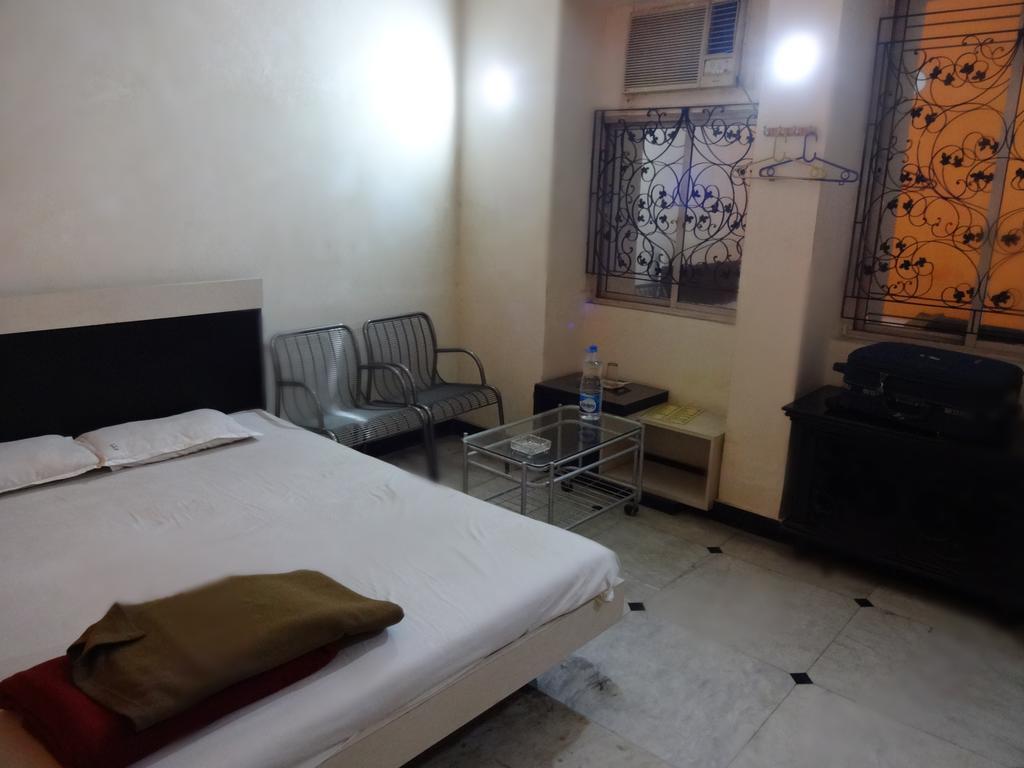 Central Guest House Calcutta Extérieur photo
